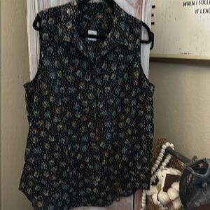 Sleeveless Patterned Top - Black and Blue